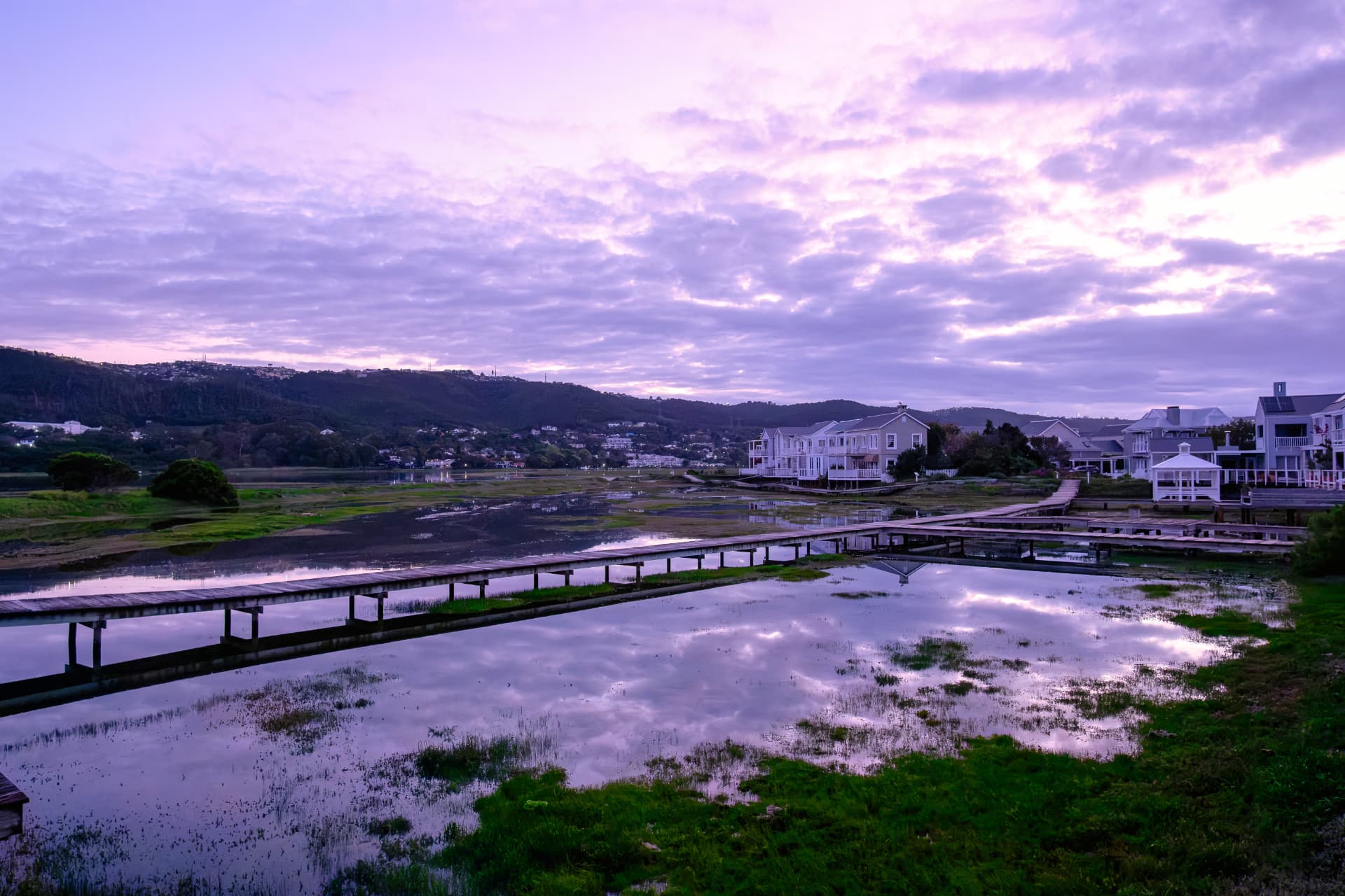 Boardwalks over the wetlands on Thesen Island at dawn